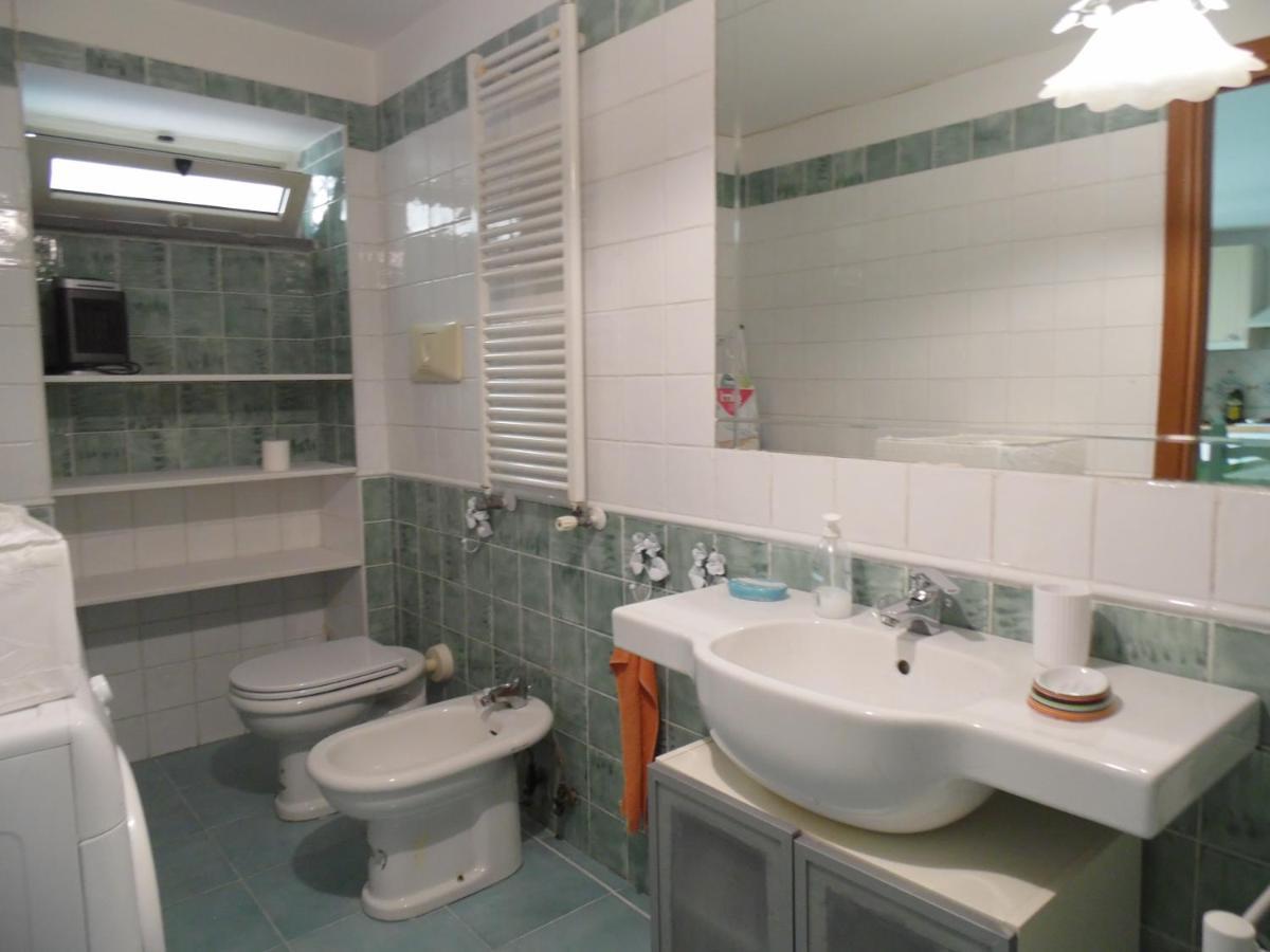A Casa Di Monica Apartment Pozzuoli Luaran gambar