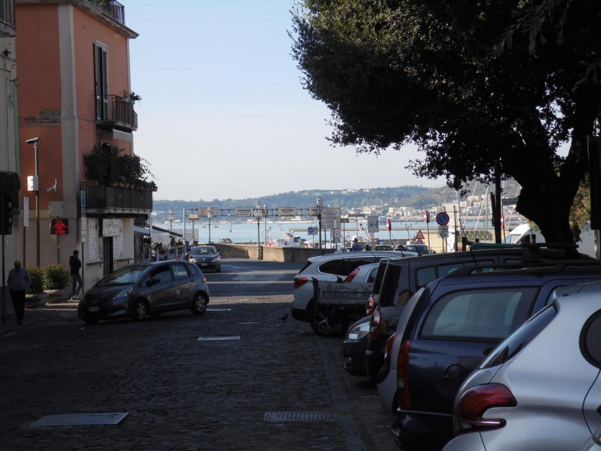 A Casa Di Monica Apartment Pozzuoli Luaran gambar