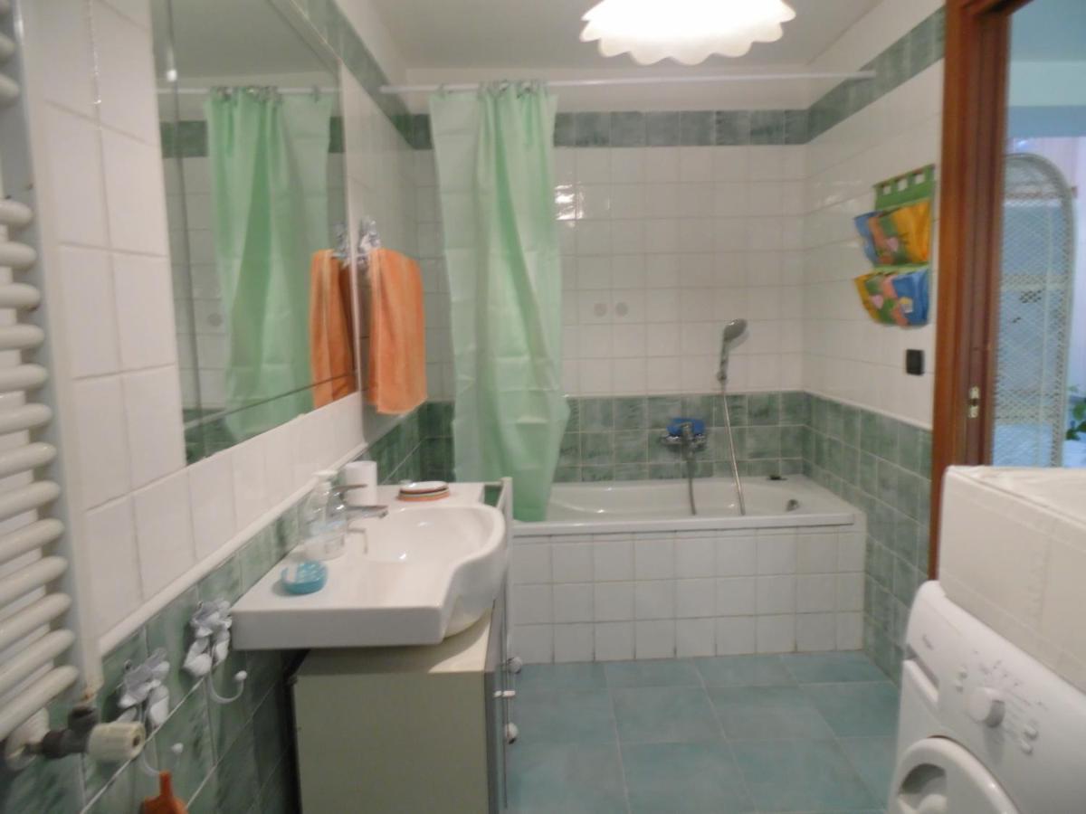 A Casa Di Monica Apartment Pozzuoli Luaran gambar