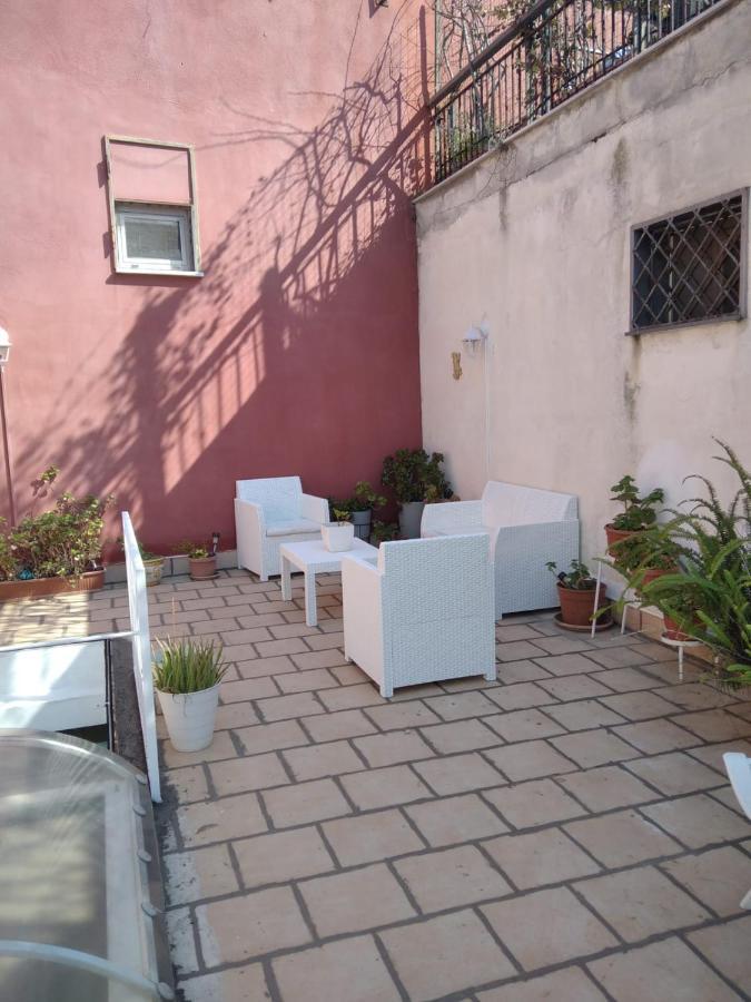 A Casa Di Monica Apartment Pozzuoli Luaran gambar