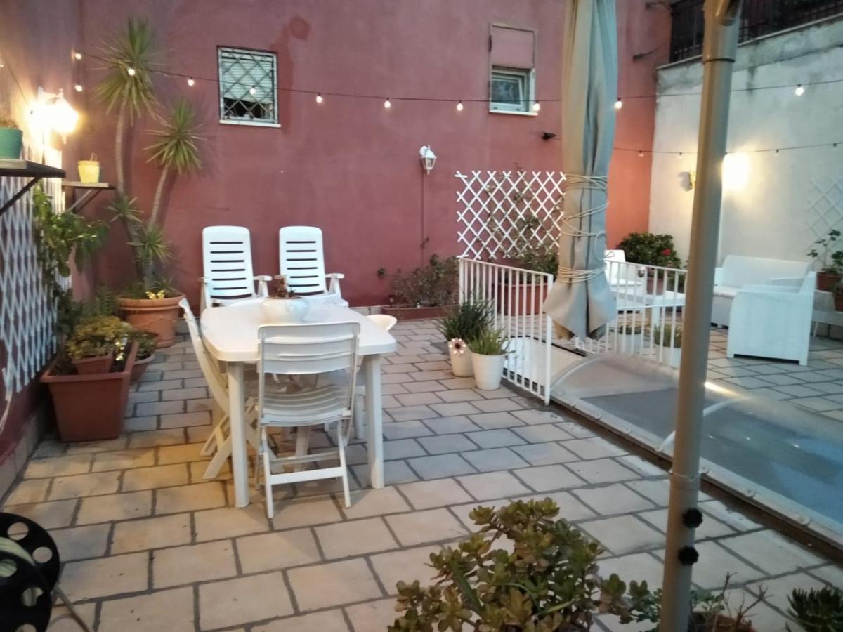 A Casa Di Monica Apartment Pozzuoli Luaran gambar