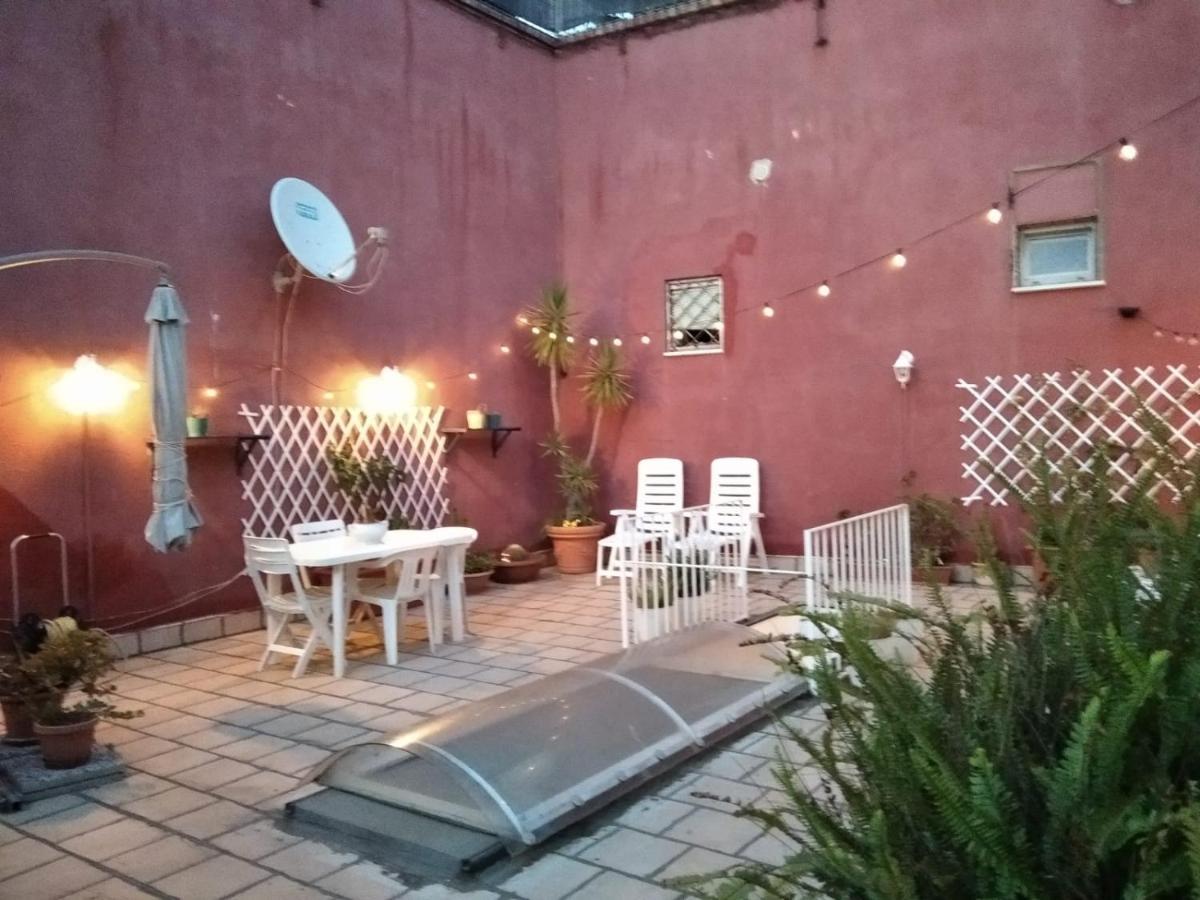 A Casa Di Monica Apartment Pozzuoli Luaran gambar