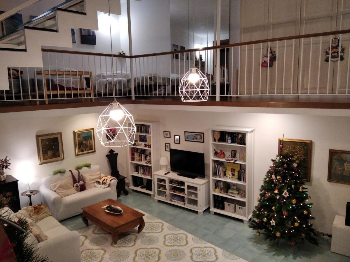 A Casa Di Monica Apartment Pozzuoli Luaran gambar
